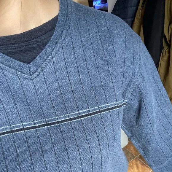 Vintage Van Huesen Shirt - Picture 5 of 6